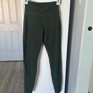 Alphalete leggings